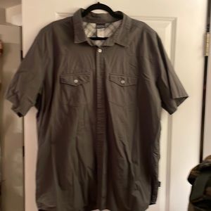 Mens Patagonia short sleeve buttoned down xxl shirt